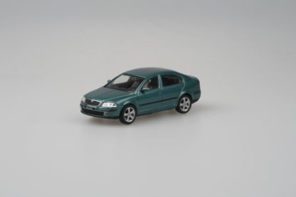 Škoda Octavia 2004 1:43