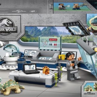 Lego Jurassic World 75939 Laboratoř Dr. Wu: Útěk dinosauřích mláďa