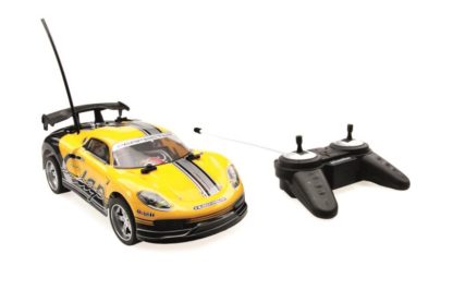 RC auto 1:18 závoďák žlutý