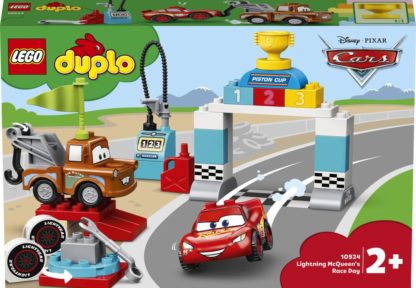 Lego Duplo 10924 Závodní den Bleska McQueena